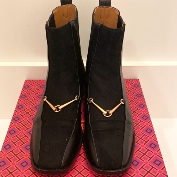 Tory Burch Black Equestrian Link Chelsea boots - Picture 7 of 9